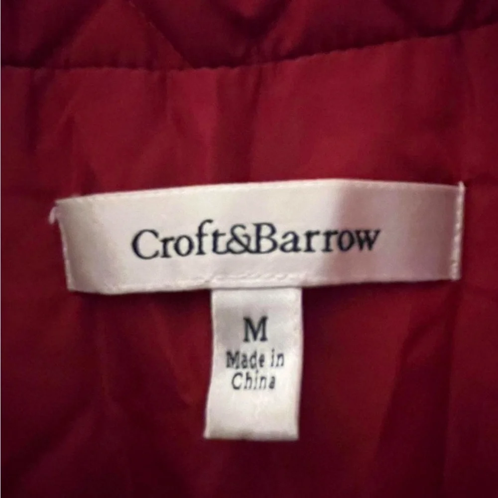 πHost pickπ Croft & Barrow Cherry Quilted Vest - Picture 4 of 5